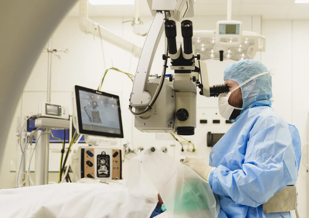 Oogkliniek Zeeland Operatie Door Arts