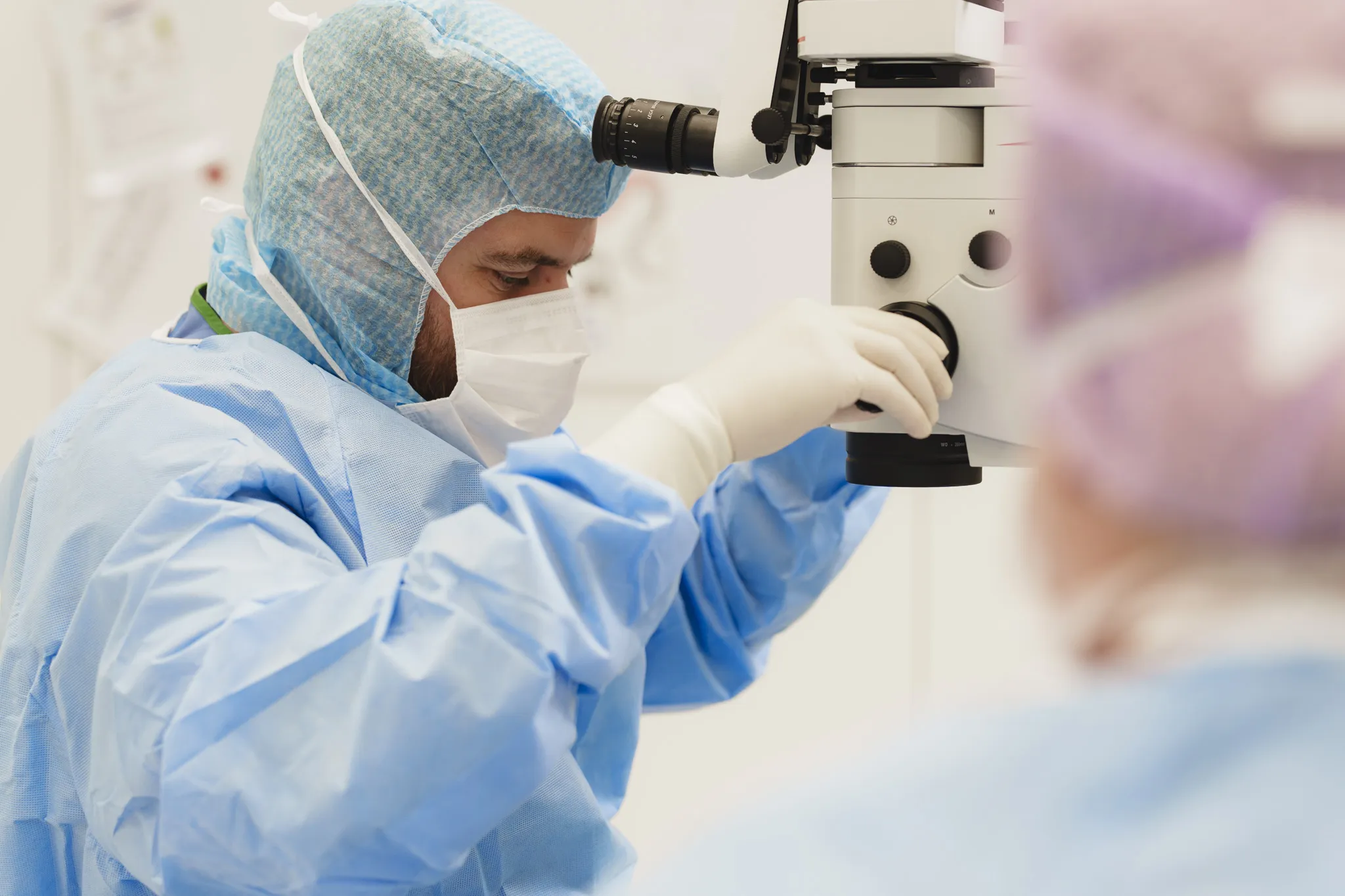 Oogkliniek Zeeland Arts Werkt Met Apparatuur